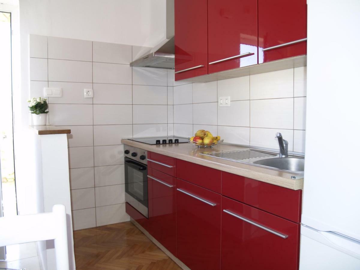 Apartment Vito Ugljan Bagian luar foto